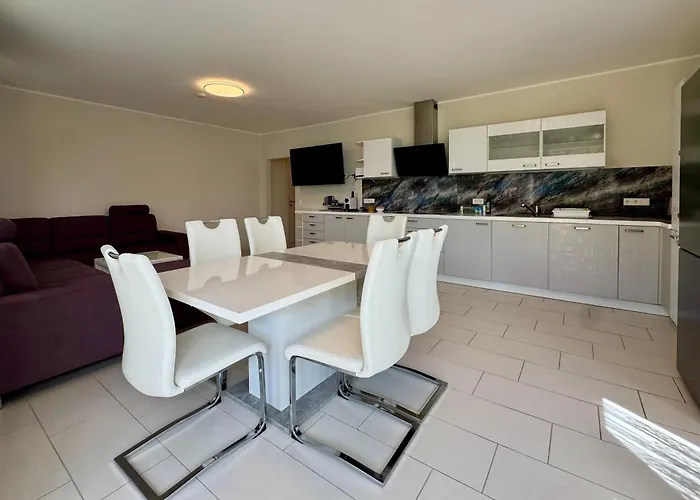 Faaker Hideaway - Mit Garten Faak am See